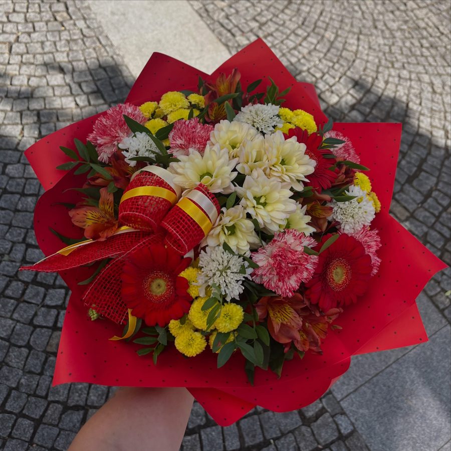 Květina hotová na objednávku.🌺